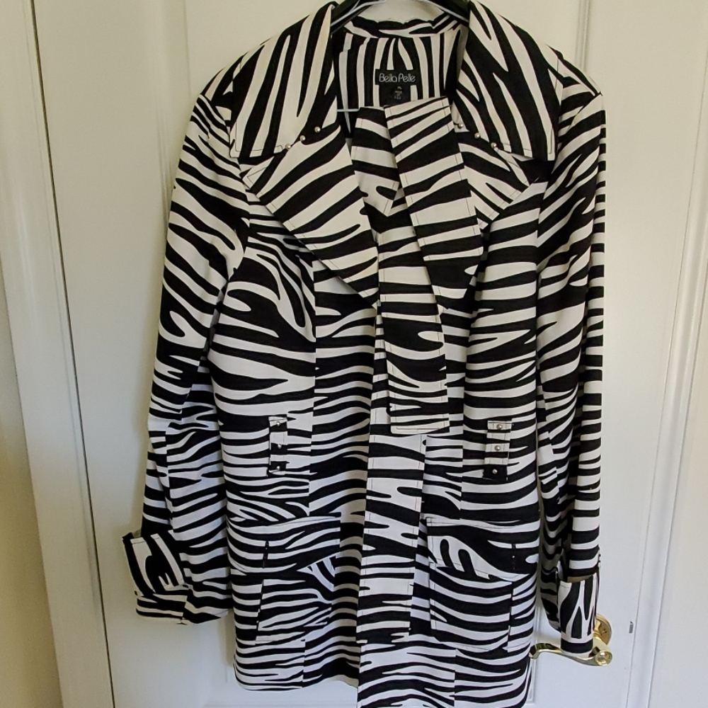 Bella Pella Zebra Print cotton short coat